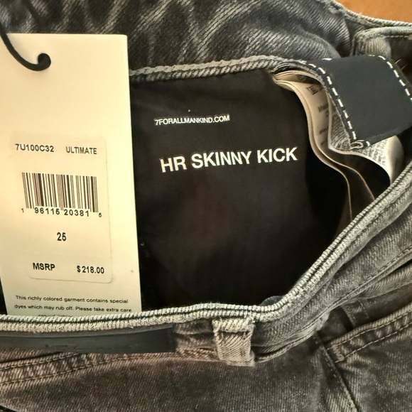 7 For All Mankind Ultra High-Rise Kick Jeans Size 25 Black $218 Retail NWT - Picture 4 of 9